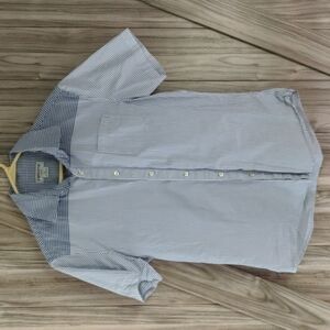 Claiborne Slim Fit Men's Short Sleeve Button Down Shirt Size Medium